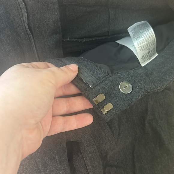 !Set of 3! Old Navy Pixie Pants Bundle - Picture 10 of 16